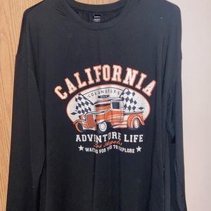 Juniors S oversized long sleeved shirt